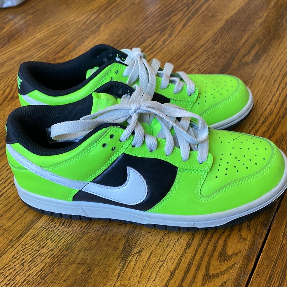 Nike Dunks - Picture 5 of 11